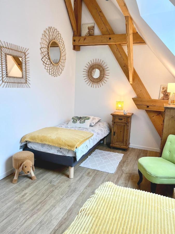 Aux 2 Girouettes Bed and Breakfast Merville  Exteriör bild